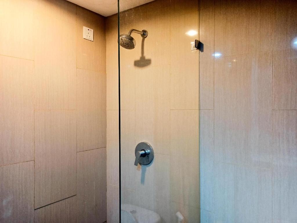 Cozy The H Residence Cawang By Bonzela Property ジャカルタ エクステリア 写真