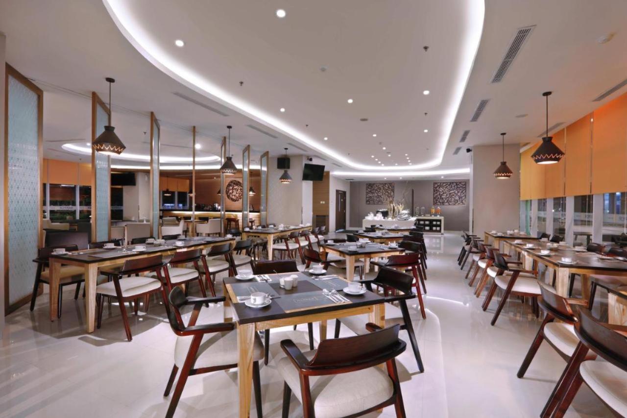 Cozy The H Residence Cawang By Bonzela Property ジャカルタ エクステリア 写真